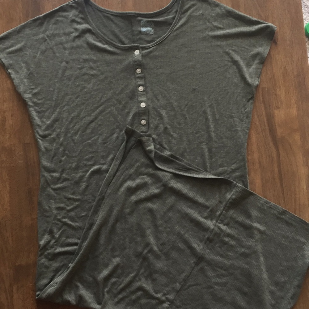 Olive House Dress - Bump & Nursing Friendly!